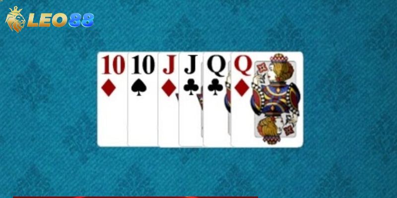 Bí quyết đọc vị đối thủ khi họ cầm 3 đôi thông chặt heo